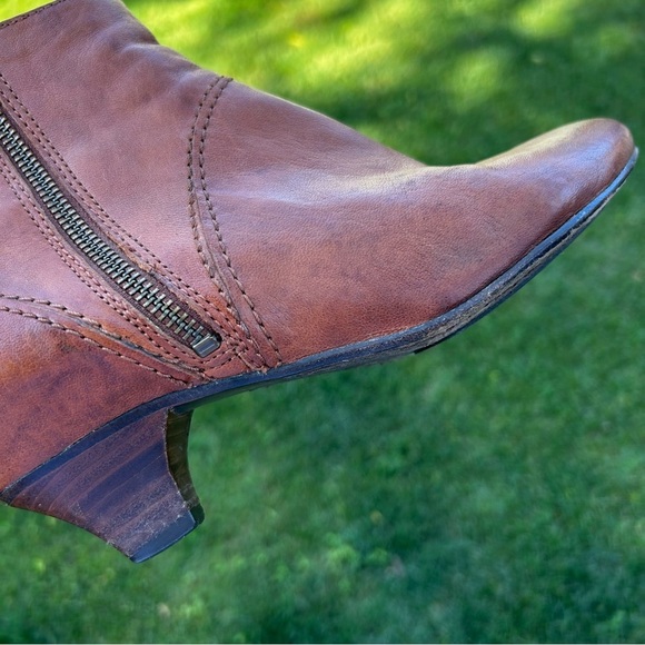 FRYE Steffi Ankle Bootie Side Zip Size 6.5 - Picture 9 of 15